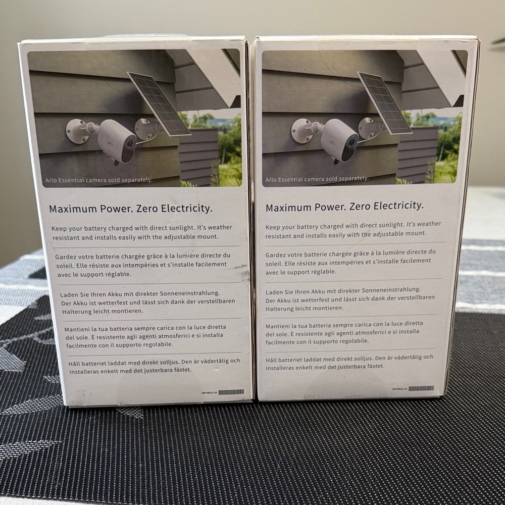 Arlo Solar Panel NEW for Security Cameras VMA-3600-10000S- SET of 2 - NEW - - Picture 4 of 4